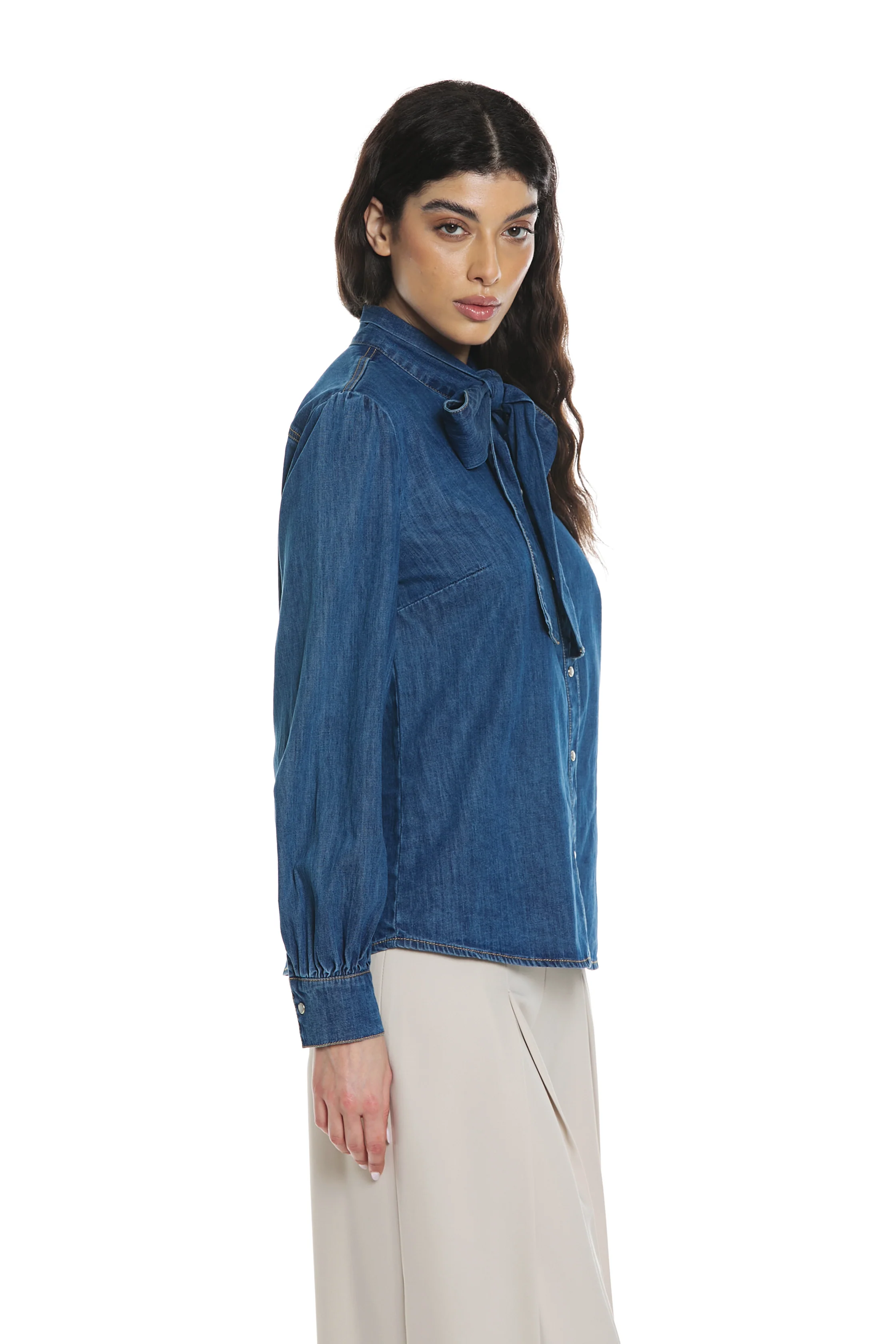 Camicia TORVI manica lunga con collo fiocco denim - Image 3