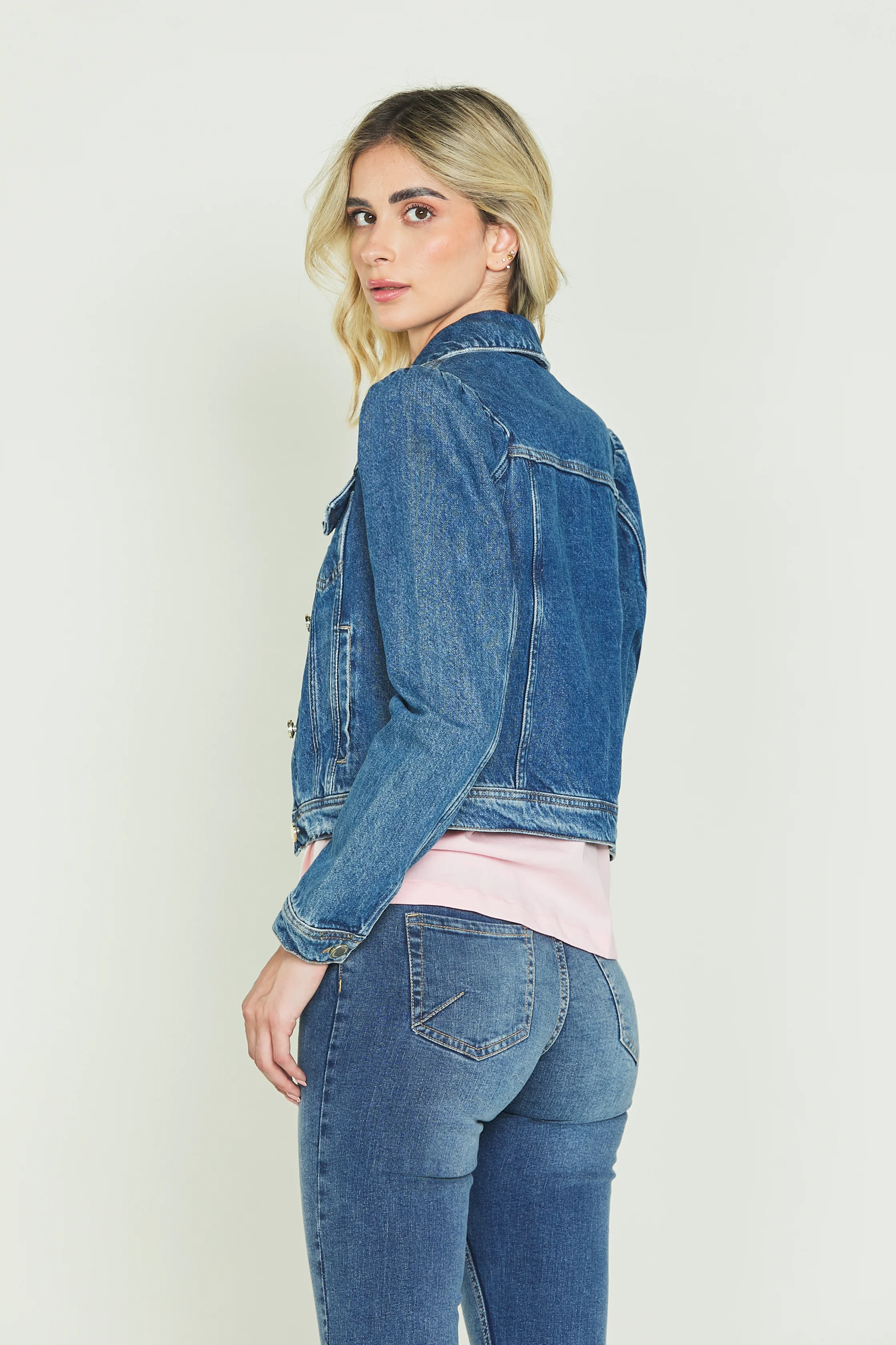Giubbino IKUKO manica lunga con arricci più tasche più rotture in denim - Image 3
