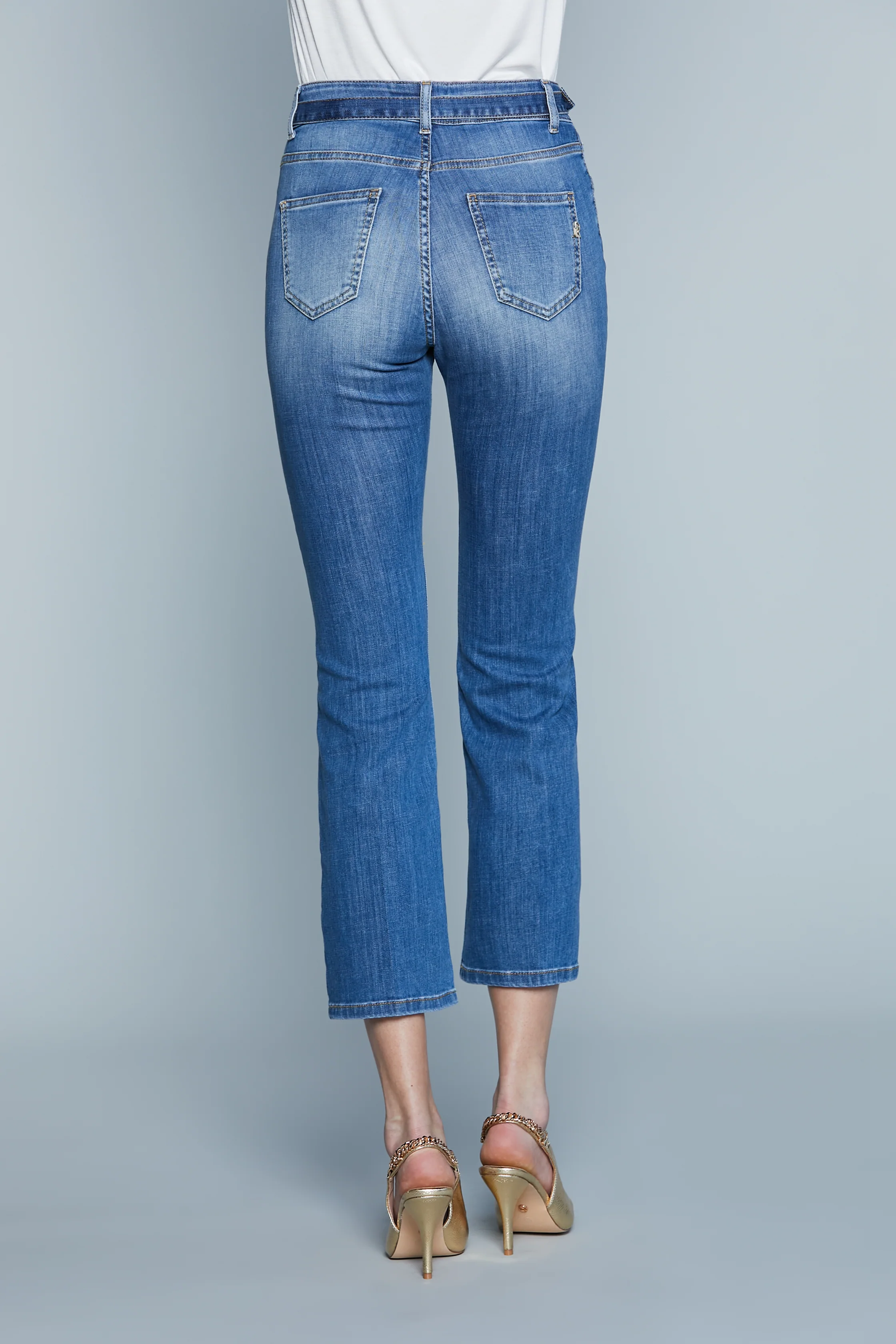Jeans LACORUNA Vita Alta Cropped con Cintura più Fibbia Logo 5Ts Denim - Image 4