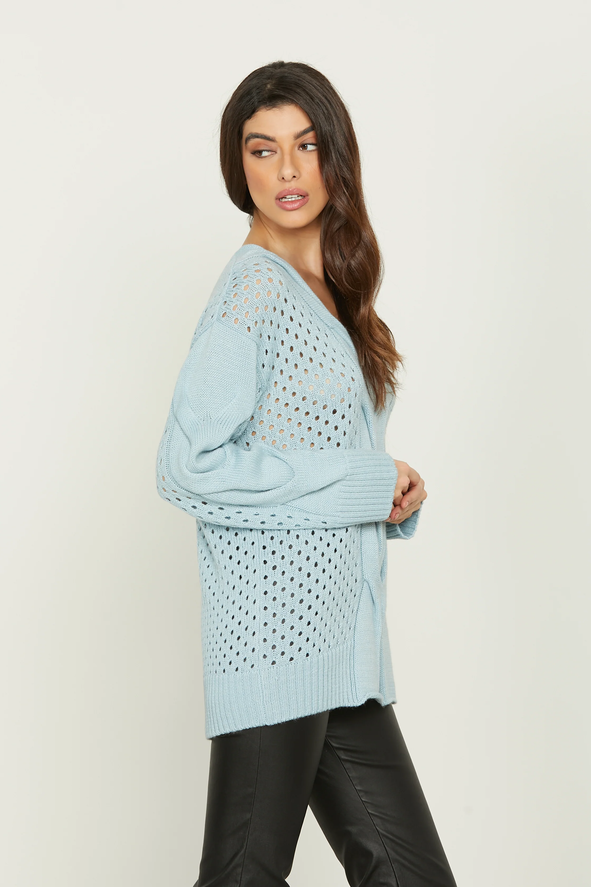 Maglia INFERI manica lunga scollo v con lavorazione trecce più rete più spacco - Image 3