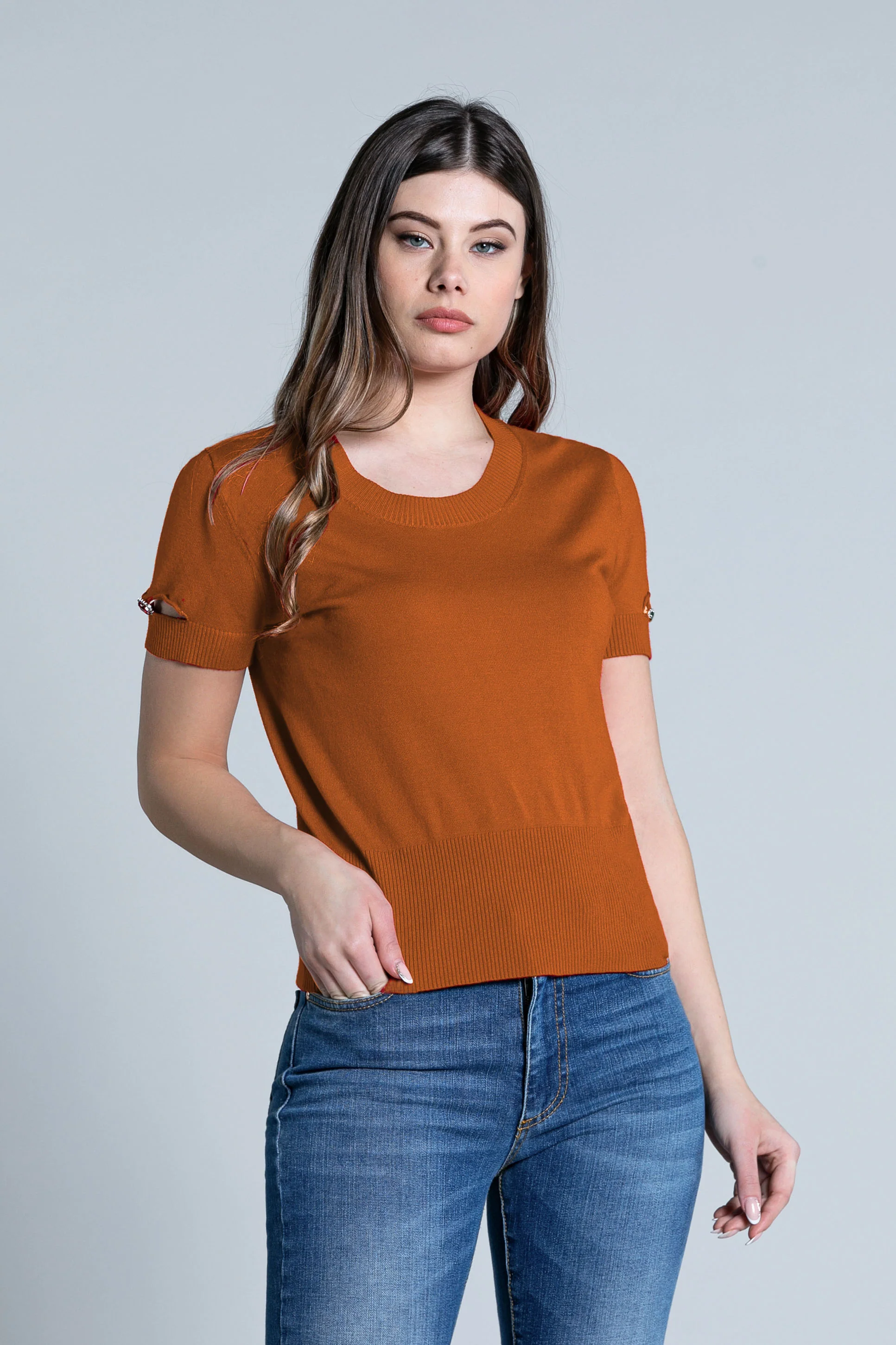 Maglia LINE mezza manica con aperture più bottone gioiello - Image 3