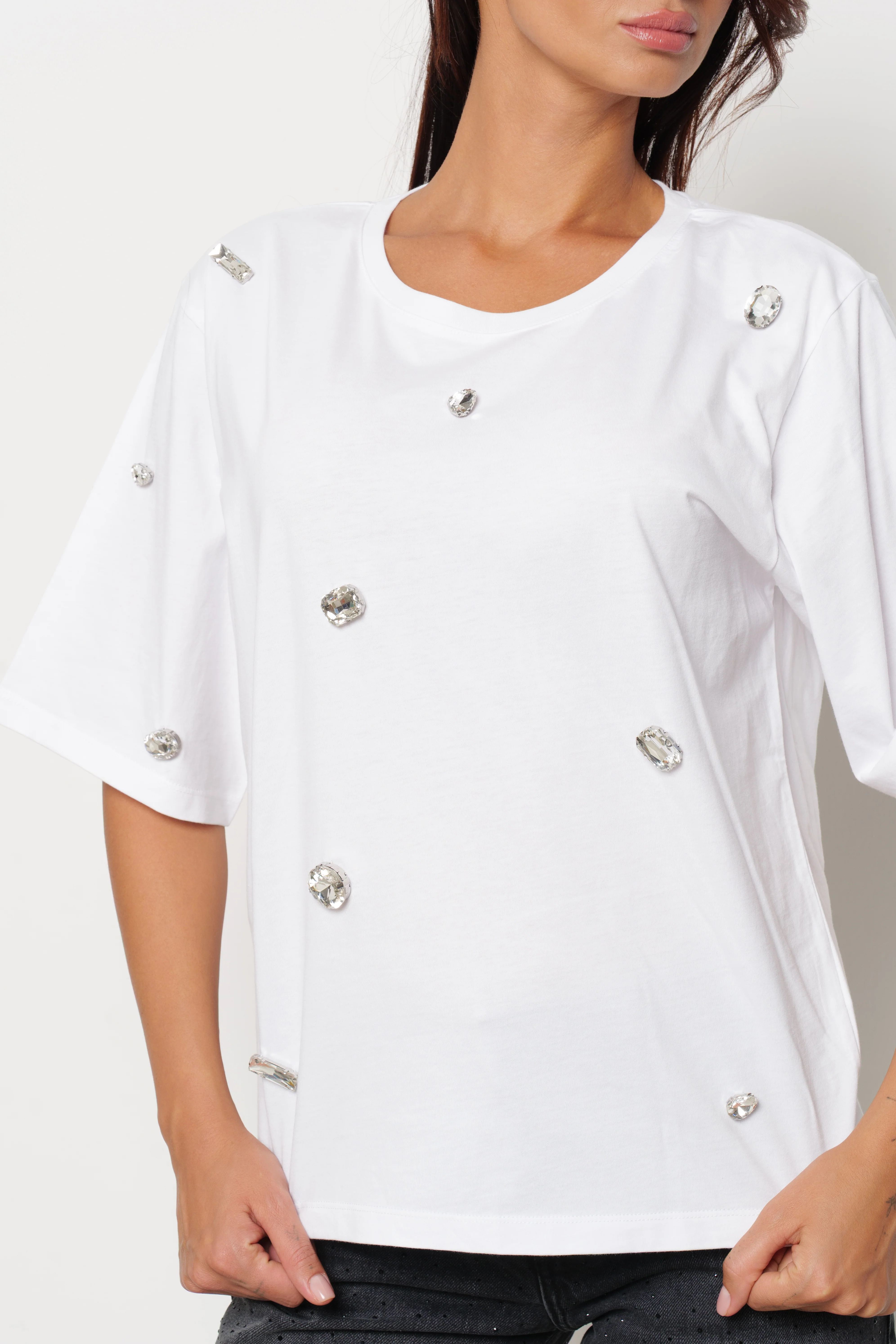 T-shirt ROMOALD mezza manica con pietre strass - Image 9